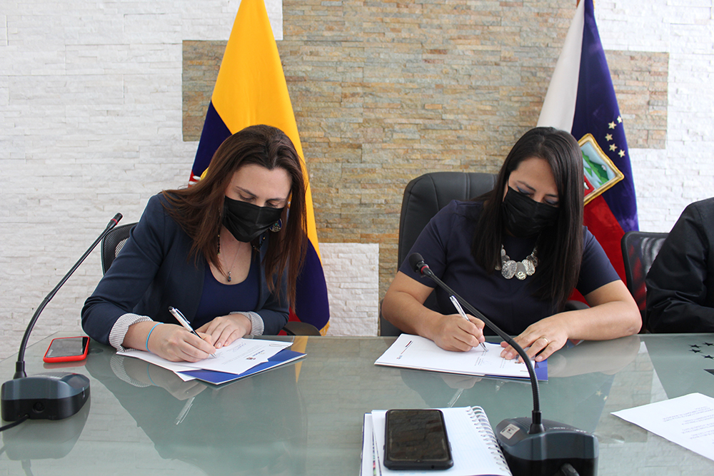 Firma de convenio para fortalecer el Museo de Culturas de Cotacachi