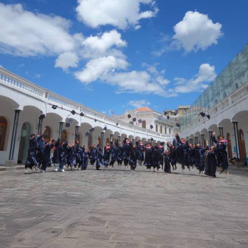 Sesiones fotográficas para instituciones académicas y educativas.
