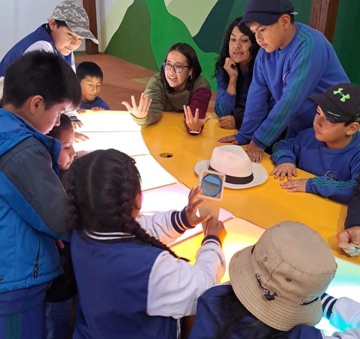 La ciencia se vive mejor en grupo: ven con tu escuela o cole al MIC