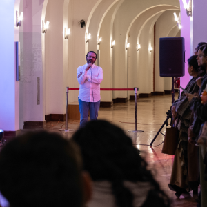 Estreno del documental Tejiendo caminos en comunidad