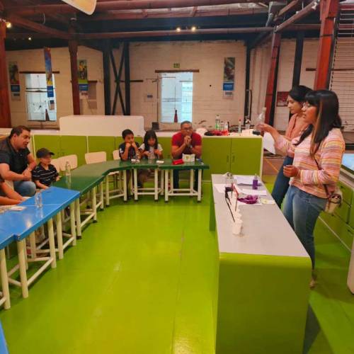 Las científicas se toman el MIC