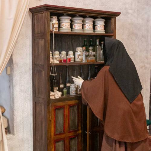 La noche en el antiguo hospital