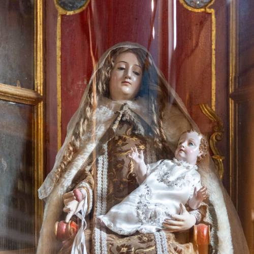 Mujeres en el Carmen Alto: Presencias, Voces y Silencios